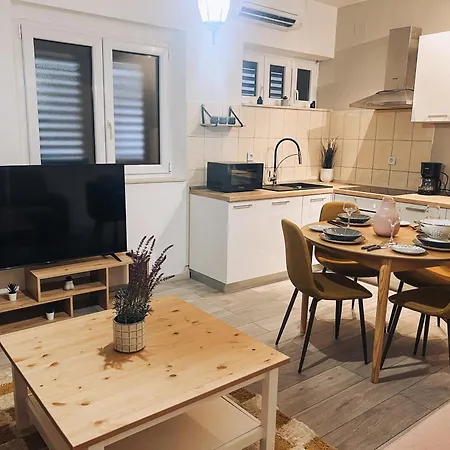 Kana Apartamento Makarska